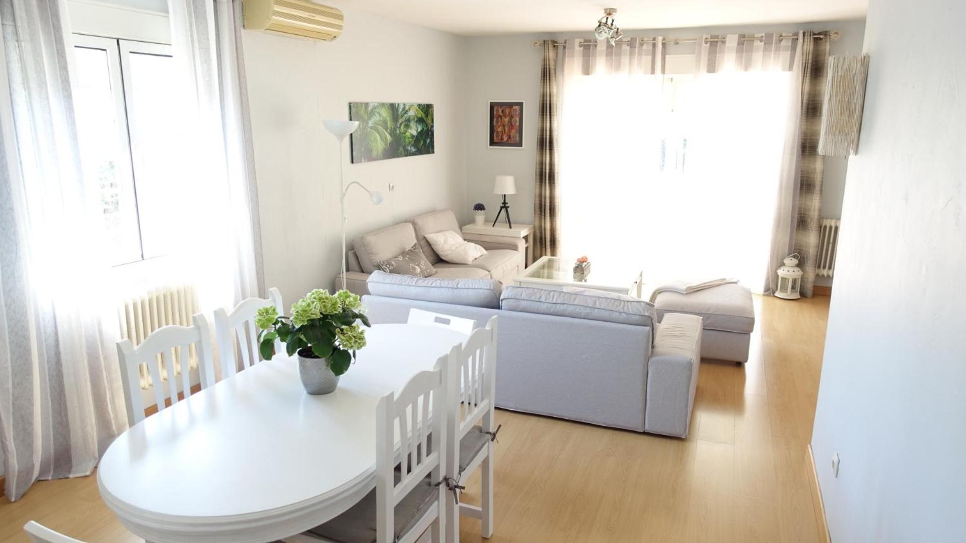 Villa Flores *